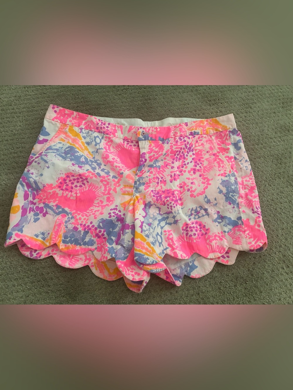 Lilly Pulitzer Neon Pink Multi Floral Scalloped High-Rise Shorts Size 16